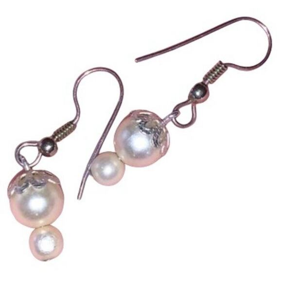 Unbranded Jewelry - Elegant Earrings Vintage Double Pearl and Silver Dangle Fish Hook